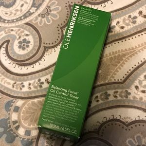 Ole henriksen balancing force oil control toner